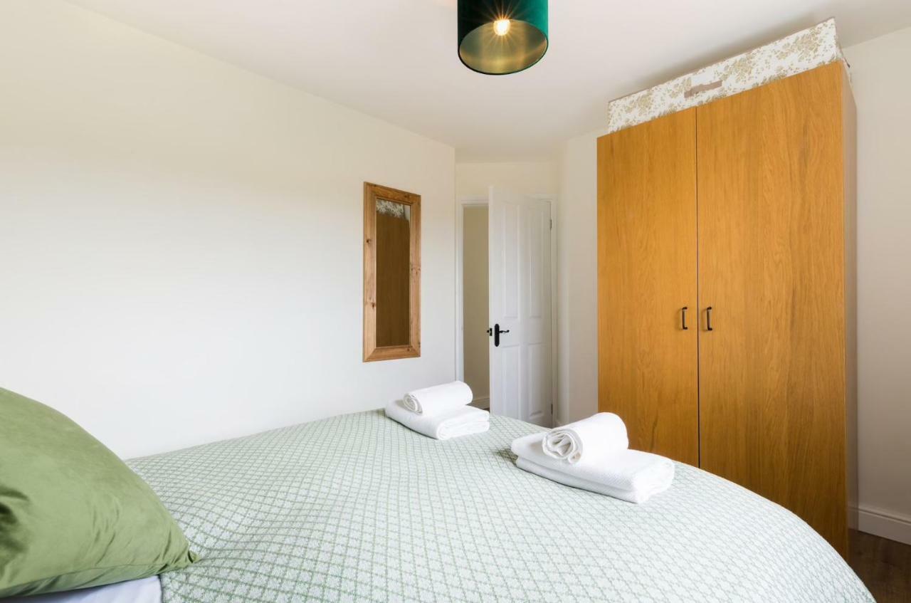 The Hideaway Villa Stratford-upon-Avon Exteriör bild